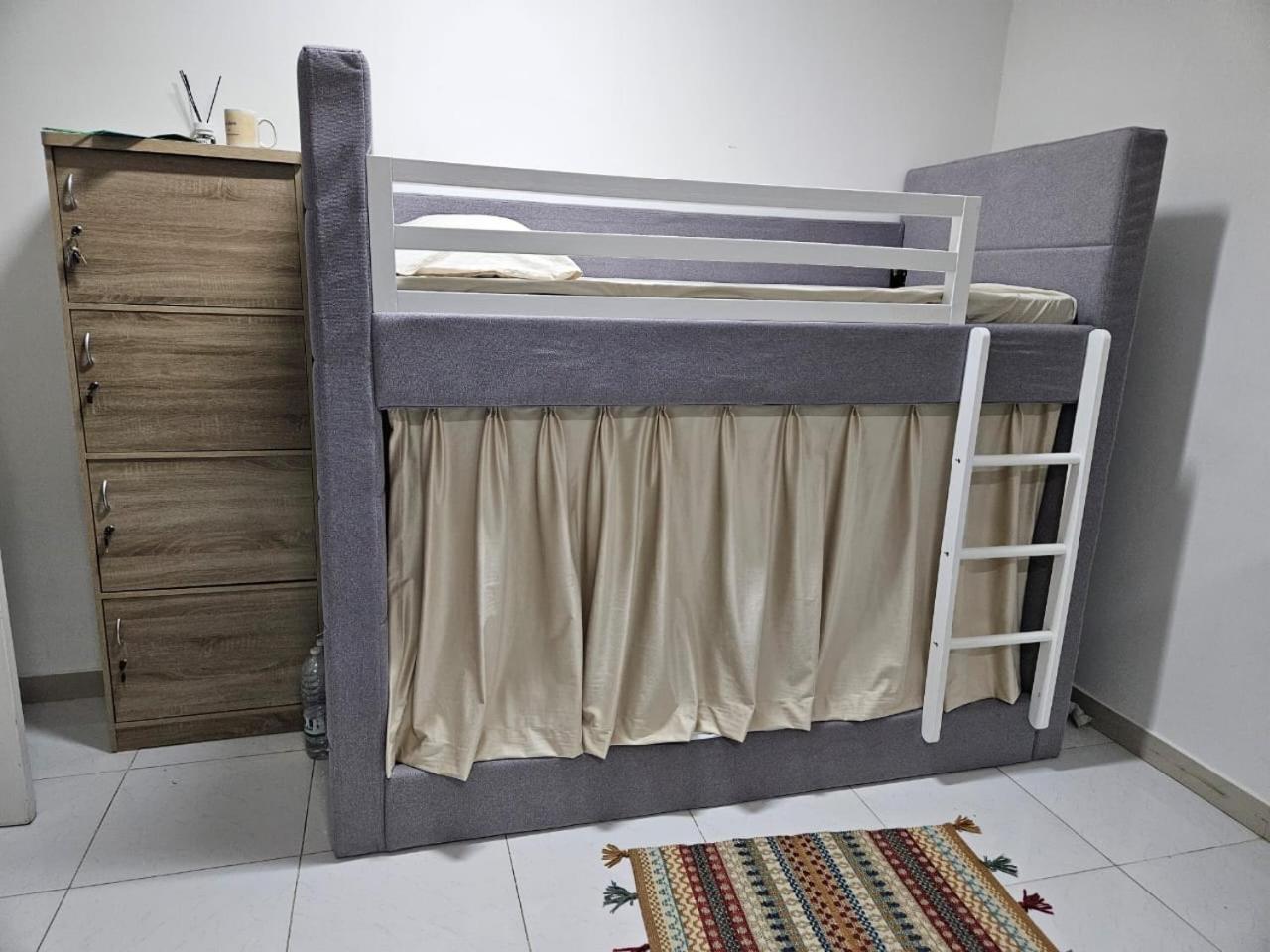 Legacy Hostel Маскат Экстерьер фото
